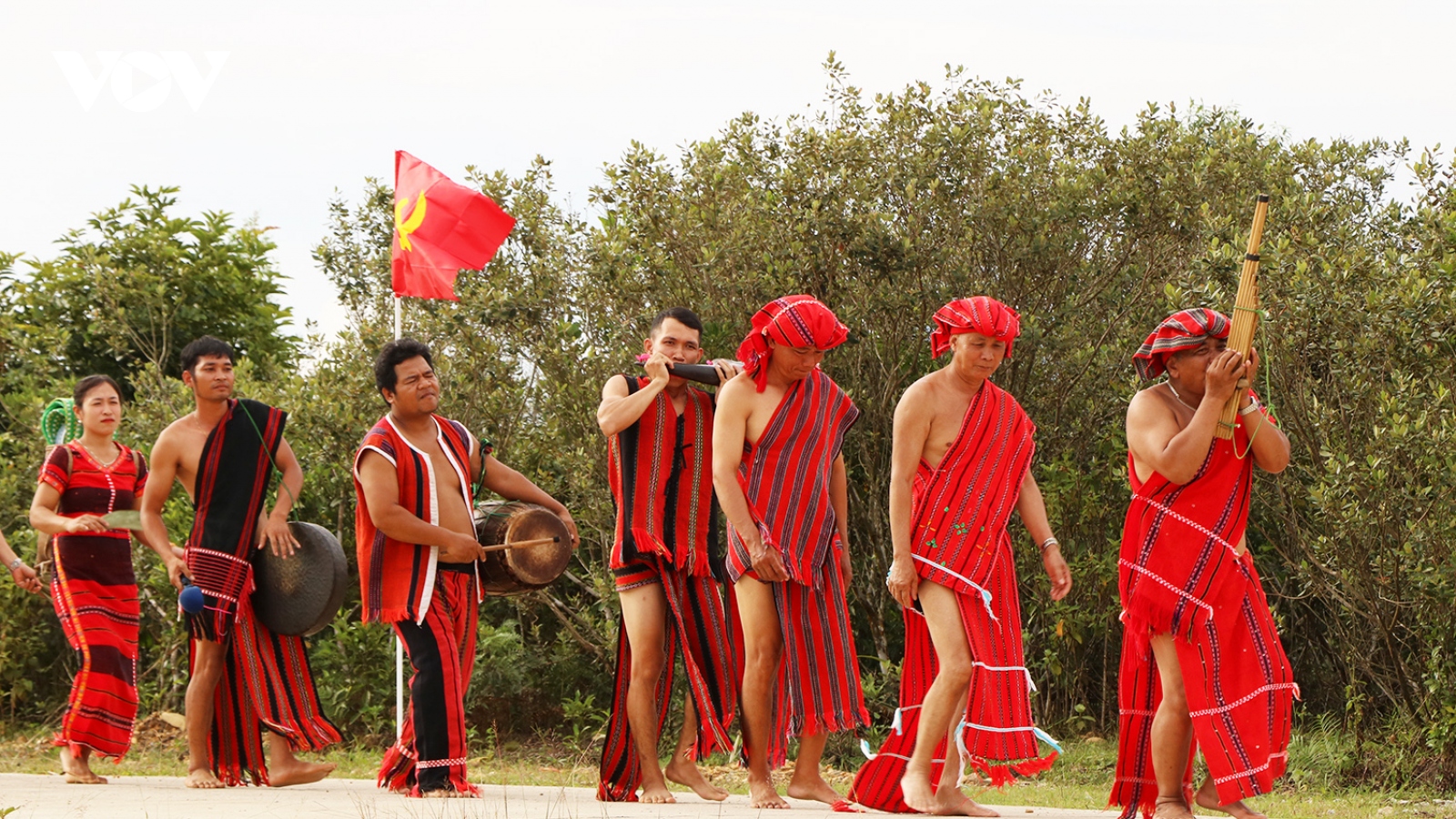 Già làng, người uy tín với hành trình giảm nghèo ở vùng cao Thừa Thiên Huế